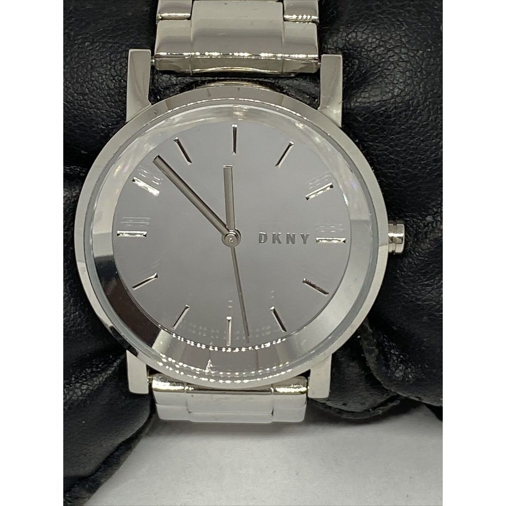 DKNY SoHo NY-2177 Women's Silver Stainless Steel Analog Dial Quartz Watch MP679